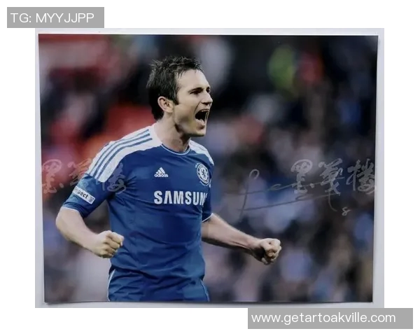 足球明星重返童年变婴儿萌态百出引发网友热议和欢笑